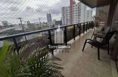 Apartamento Espaçoso com 4 Quartos (2 Suítes) e Elevador Privativo , Próximo à UEPG Centro