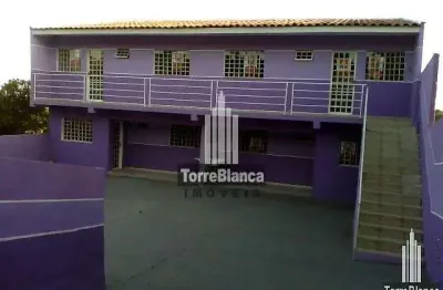 Kitnet para locação, 1 quarto, 1 banheiro, 1 vaga de estacionamento, 50 m², contorno.