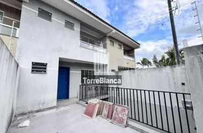 Sobrado semimobiliado, 3 quartos sendo 1 suíte, churrasqueira, 2 vagas, 137 m², órfãs, ponta grossa