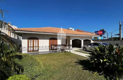 Locação - casa com 3 quartos (sendo 1 suíte master), 5 vagas, área gourmet com churrasqueira, estre