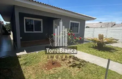 Locação e venda - casa com 3 quartos (sendo 1 suíte), garagem coberta, quintal amplo, uvaranas.