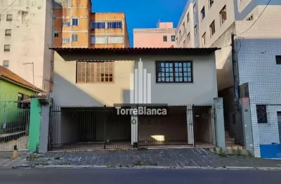 Sobrado com 4 dormitórios, 175m² por r$ 2.500/mês , no centro de ponta grossa/pr