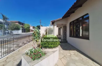 Locação - casa mobiliada, 3 quartos sendo 1 suíte, 3 vagas, olarias.