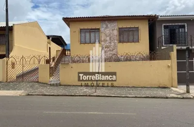 Locação - Casa Comercial, 4 salas, 1 vaga de garagem, 120 m², Nova Rússia.