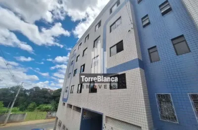 Locação - Apartamento Reformado, 2 quartos, 1 vaga de garagem, Edifício Elias, Centro.