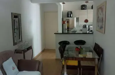 Apartamento com 2 Dorm., sala, cozinha, área de serviço, área de lazer, salão de festas, portaria 24hs e 1 vagas de garagem!!, Próximos a transporte p