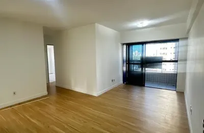 Vendo Lindo apartamento a venda no bairro da torre com 3 quartos