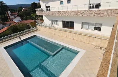 Casa de Condomínio com 5 Quartos e 7 banheiros à Venda, 530 m² por R$ 6.500.000