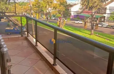 Amplo sobreloja localizado no jardim paris  em maringá com 3 quartos, sendo 1 suíte.