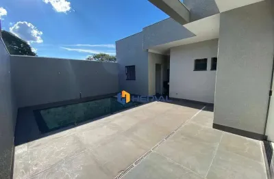 Casa com 3 suítes à venda, 242 m² por R$ 950.000 - Parque das Grevíleas - Maringá/PR