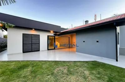 Casa com 3 quartos à venda, 190 m² por R$ 1.200.000 - Vila Morangueira - Maringá/PR