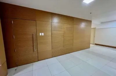 Excelente Grupo Comercial, 65 m2, andar alto, posição fundos, Av Treze de Maio - Centro