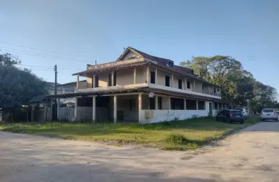 Apartamento à venda na Barra do Sai, Itapoá 