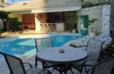 Casa para Venda em Rio de Janeiro, Barra da Tijuca, 4 dormitórios, 2 suítes, 4 banheiros, 4 vagas