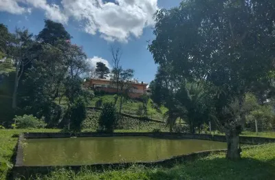 Sitio chacara em com 6 dormitorios piscina lago cachoeira arvores frutiferas em  itapeti guararema