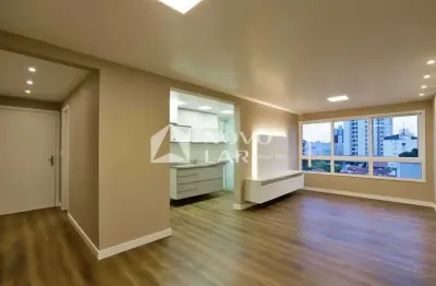 Apartamento com 2 quartos à venda na Rua Paulo Setúbal, 134, Passo da Areia, Porto Alegre por R$ 780.000