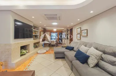 Casa com 5 quartos à venda na Rua Matias José Bins, 1641, Chácara das Pedras, Porto Alegre por R$ 1.840.000