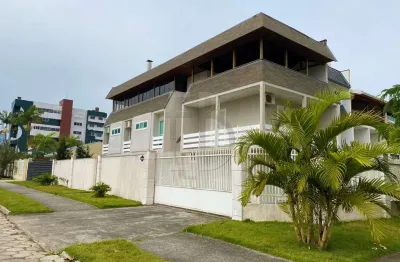 Casa com 5 quartos à venda na Rua José Bonifácio, Centro, Guaratuba, 337 m2 por R$ 1.230.000