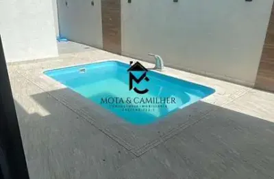 Casa térrea com piscina e 3 dormitórios sendo 1 suíte em Tremembé