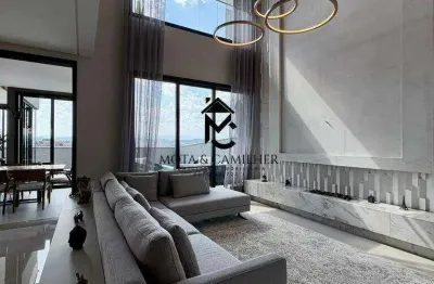 Sobrado deslumbrante num dos melhores condomínios de São José dos Campos.