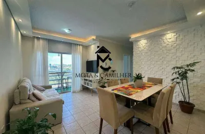 Apartamento com sacada e 3 dormitórios à venda na Av. Itália - Taubaté