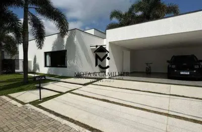 Casa com piscina e área Gourmet à venda em condomínio de Alto Padrão.