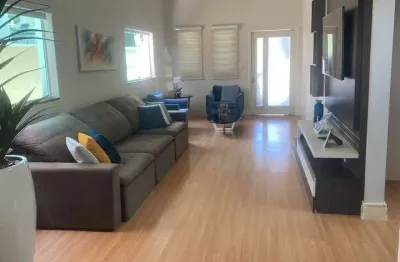 Sobrado em condomínio para Alugar em Campos do Conde Chambord, Tremembé - SP