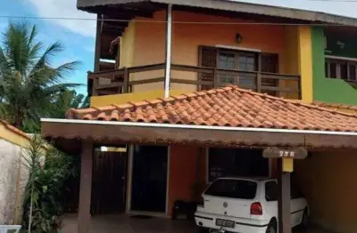 Casa com 3 dormitórios à venda, 230 m² por R$ 850.000 - Areão - Taubaté/SP