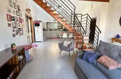 Casa com 3 quartos à venda na Rua Horácio Botossi, Barreiro, Taubaté