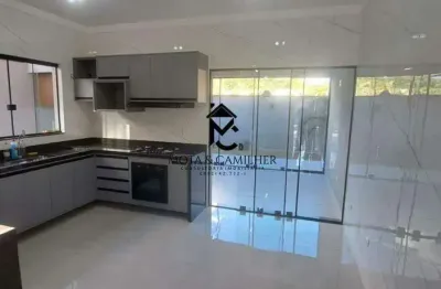 Casa recém construída, completa com planejados disponível para locação em condomínio em Taubaté