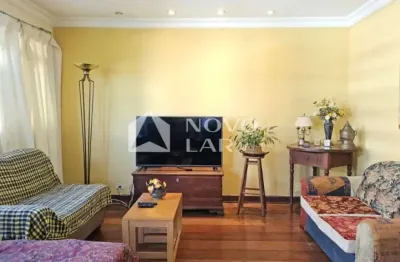 Apartamento com 3 quartos à venda na Rua Professor Cristiano Fischer, 99, Petrópolis, Porto Alegre por R$ 699.000