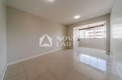 Apartamento com 2 quartos à venda na Rua Dezessete de Junho, 886, Menino Deus, Porto Alegre por R$ 580.000