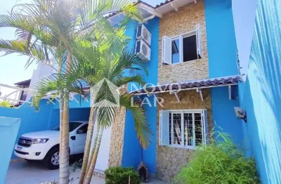 Casa com 3 quartos à venda na Rua Jéssica Rolão da Silva, 119, Harmonia, Canoas por R$ 586.000