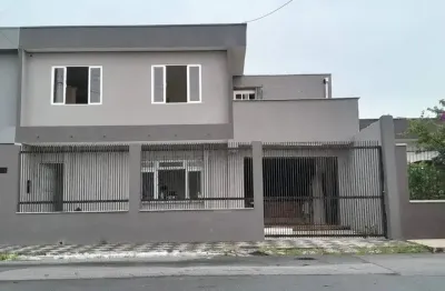 Sobrado 3 Quartos com Churrasqueira e Área Gourmet - Próximo Havan - São Judas Itajaí