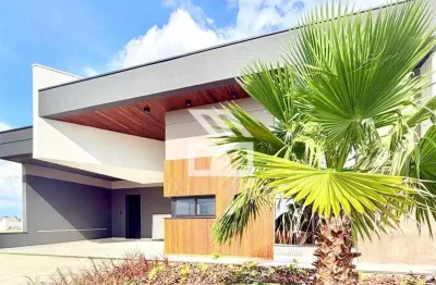 Jardim Residencial Dona Maria Candida - Casa em Condomínio - Jardim Residencial Dona Maria Candida