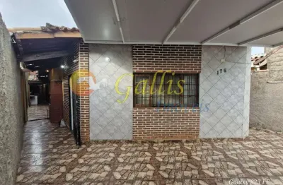 Casa para Venda em Praia Grande, Solemar, 3 dormitórios, 1 suíte, 2 banheiros, 3 vagas