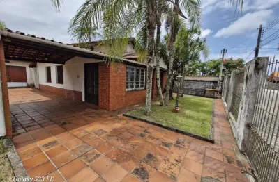 Casa para Venda em Praia Grande, Balneário Florida, 2 dormitórios, 1 banheiro, 4 vagas