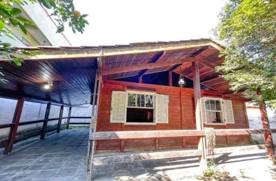 Casa com 2 dormitórios à venda, 87 m² por R$ 570.000,00 - Serra Grande - Niterói/RJ