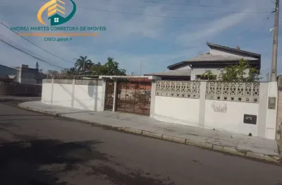 Casa à venda no Massaguaçu Próximo da Praia da Cocanha em Caraguatatuba