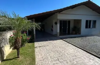 Casa à venda, gravatá, penha - sc mobiliada e com amplo terreno