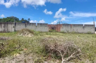 Casa inacabada com 3 quartos, localizada  em nova cruz, igarassu - pernambuco.