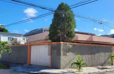 Casa de 190m² à venda, com 4 quartos (2 suítes), localizada em casa caiada, olinda - pernambuco.