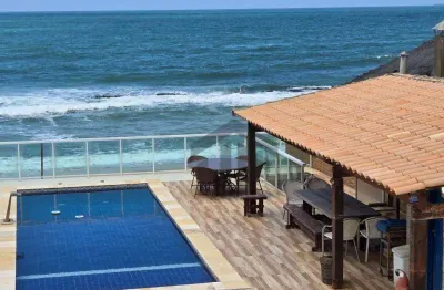 Casa à beira mar, 300m², à venda com 5 quartos (2 suítes), localizada em enseada dos corais, cabo de santo agostinho - pernambuco.