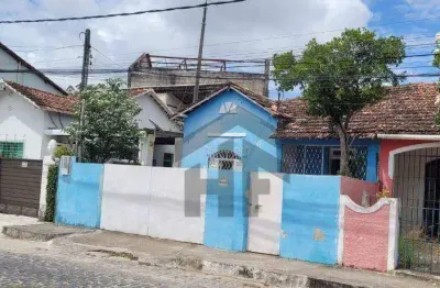 Casa de 213,85m² à venda, com 4 quartos (1 suíte), localizado no varadouro, olinda - pernambuco.