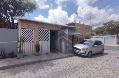 Casa com pontos comerciais, 147m², à venda, localizada no ibura, recife - pernambuco.