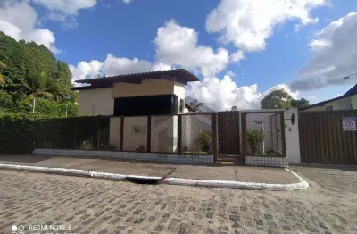 Casa de 172m² para alugar ou vender, com 4 quartos (3 suíte), localizada em Guabiraba, Recife - Pernambuco.