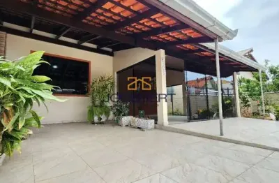 Casa com 2 quartos à venda na doutor nely piccoli, 142, centro, navegantes por r$ 980.000