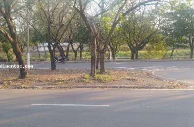 Terreno à venda no Jardim Cavinato, Limeira 