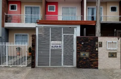 Casa com 3 quartos para alugar na Rua México, 58, Floresta, Joinville