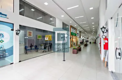 Loja comercial duplex com 50m² na galeria do green center – centro